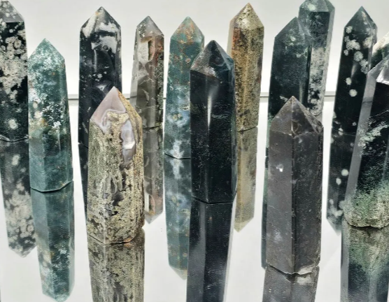 Crystal Tower - Moss Agate