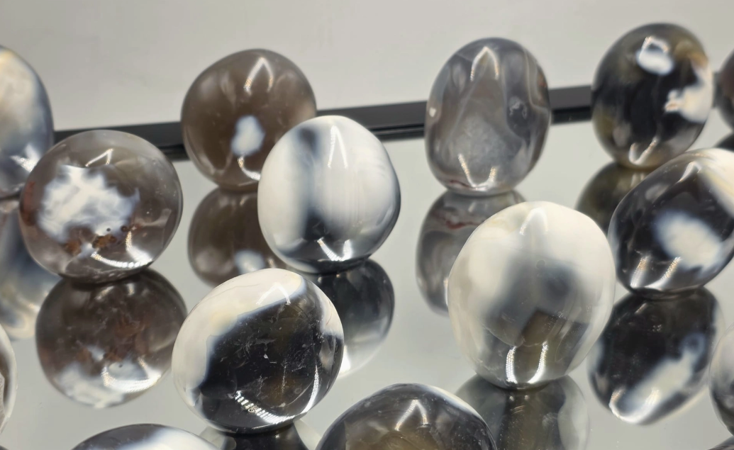 Crystal Freeform - Orca Agate
