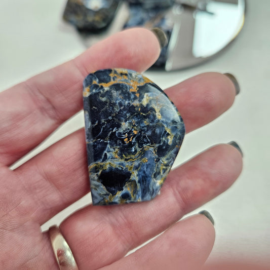 Crystals - Pietersite (high grade)