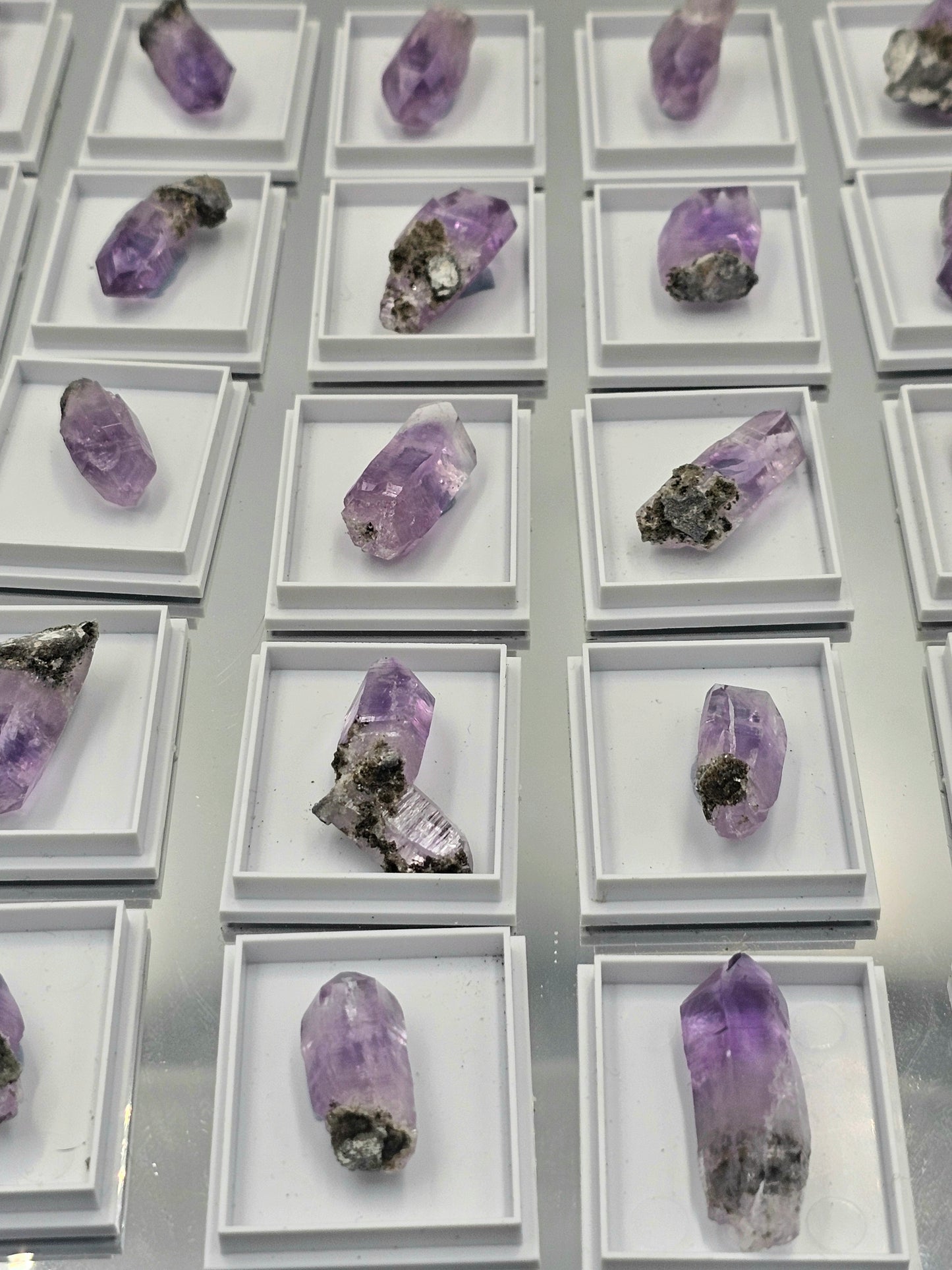 Crystals - Specimen Display - Amethyst Vera Cruz Point